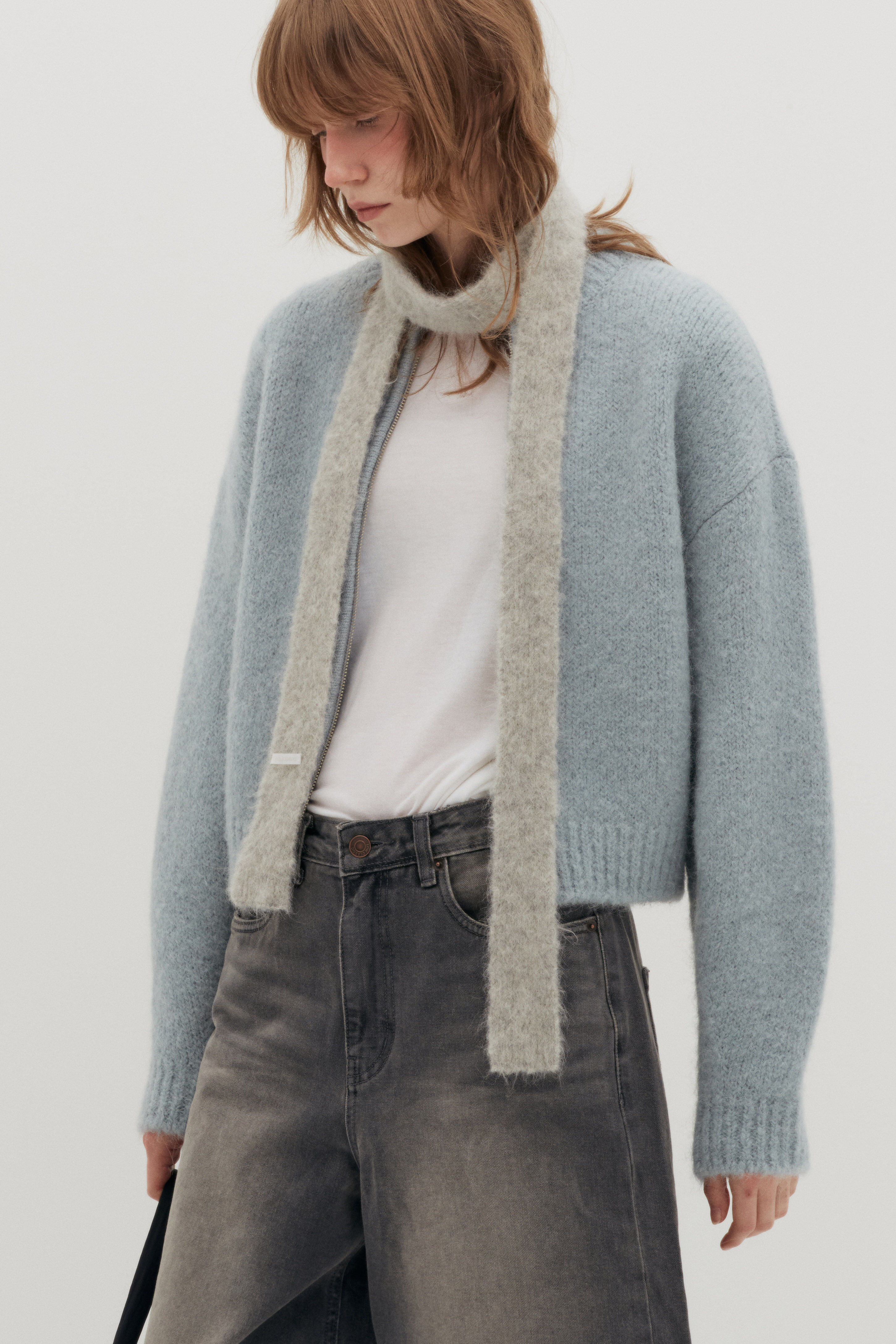 [LOW CLASSIC] / ☆ 24FW SOFT ALPACA SLIM MUFFLER /LIGHT GREY SOFT ALPACA SLIM MUFFLER_LIGHT GREY_LC244MF02LG - 감도 깊은