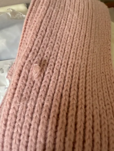 Sinoon Logo Muffler (Pink) - 감도 깊은 취향 셀렉트샵 29CM