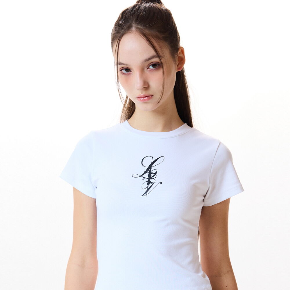 【LUV IS TRUE】IM LV グラフィックTシャツ♡ Qoo10 LUV IS TRUE IM LV TEE ロゴ 半袖 プリント