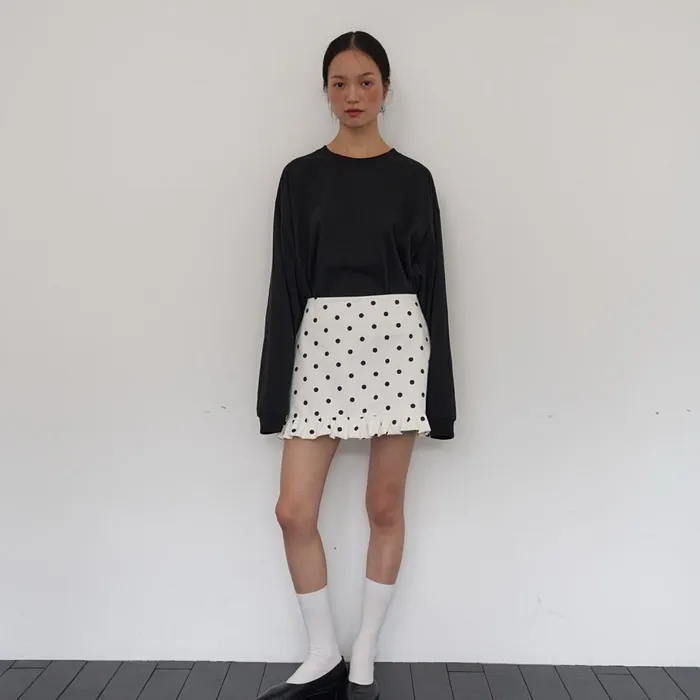 韓国商品/OURSAALTY Cosmos Mini Skirt Cosmos Mini Skirt / Dot - 감도 깊은 취향 셀렉트샵 29CM