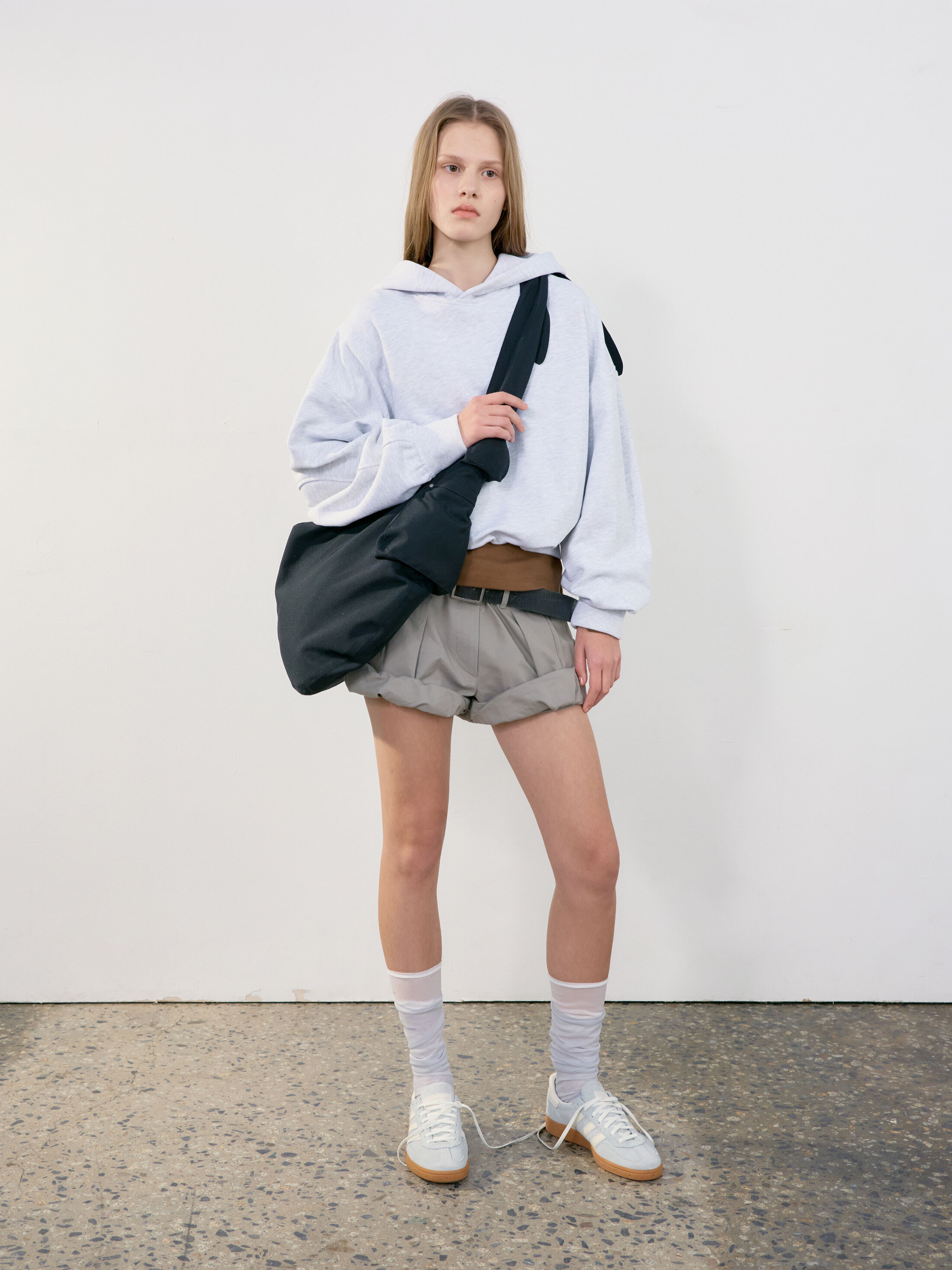 ★LOW CLASSIC★ FABRIC CROSS POCKET BAG_BLACK_LW255BA03BK FABRIC CROSS POCKET BAG_BLACK_LW255BA03BK - 감도 깊은 취향