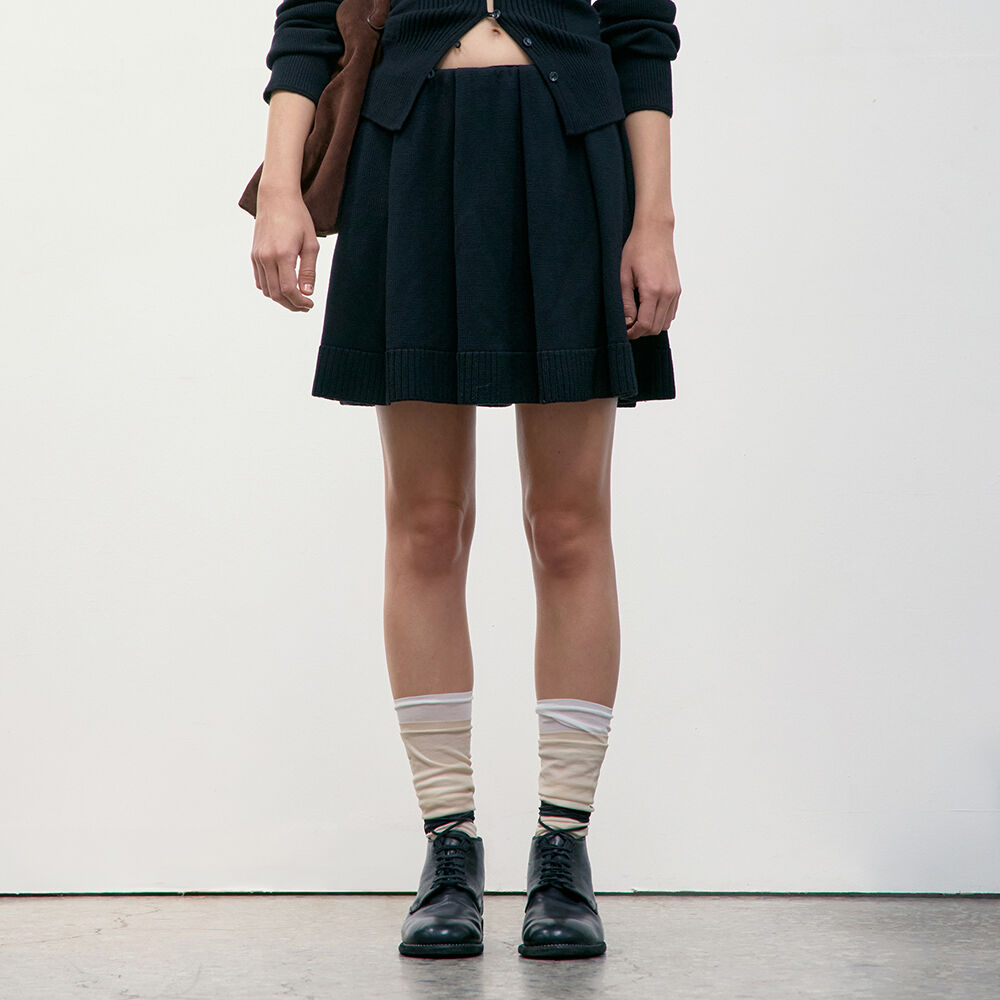 BUTTON LOOP KNIT SKIRT_SILVER_LOW24UM_KN110SV - 감도 깊은
