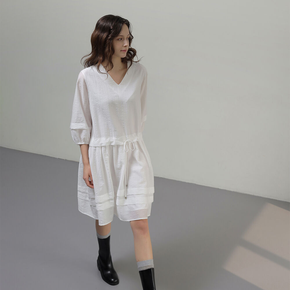 [Clove]★24SS★韓国大人気 ★Seersucker Polo Dress 24SS clove] Seersucker Polo Dress (Blue) - 감도 깊은 취향