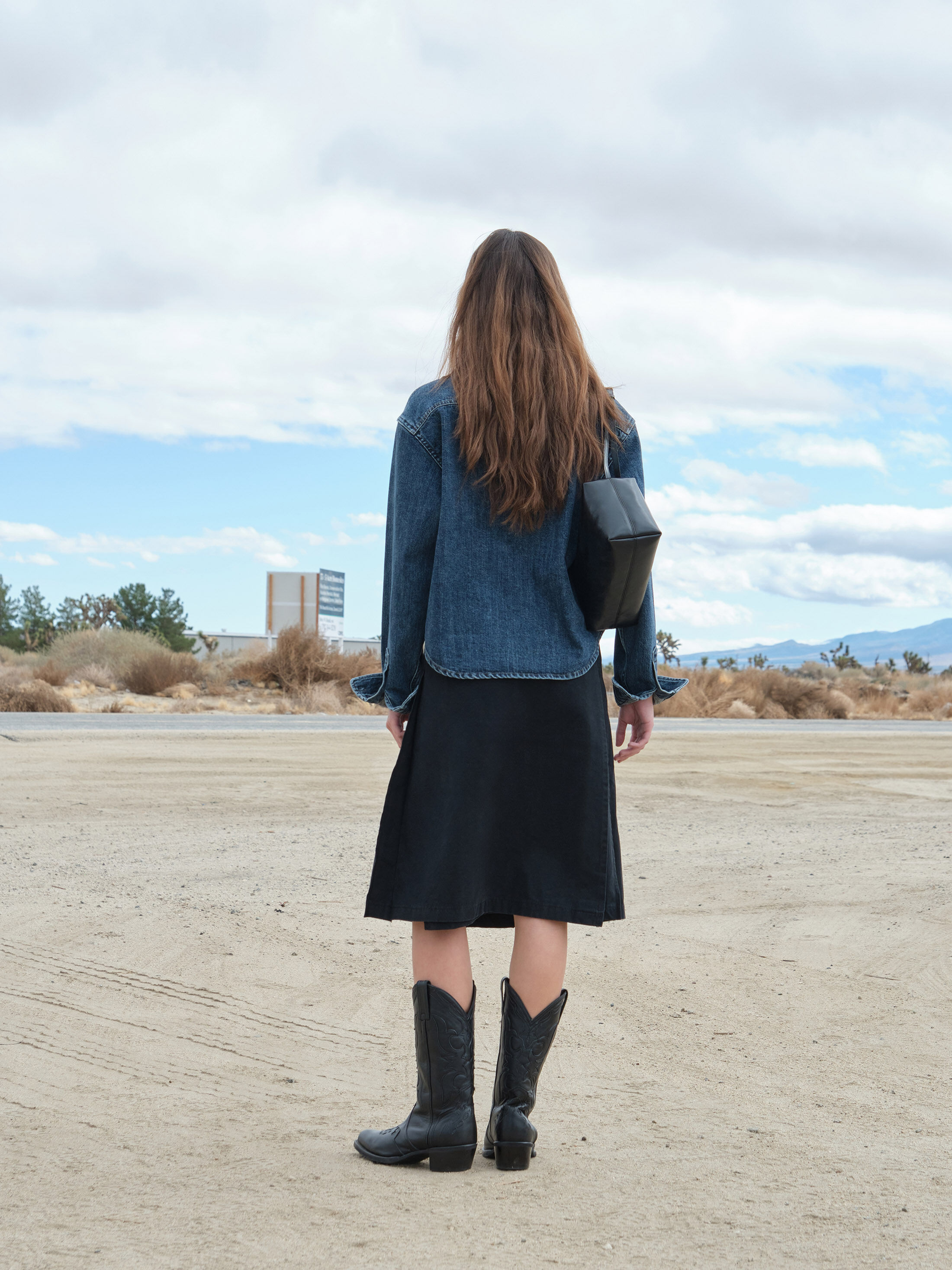 WASHED COTTON PLEATS WRAP SKIRT_BLACK_LC251SK06BK - 감도