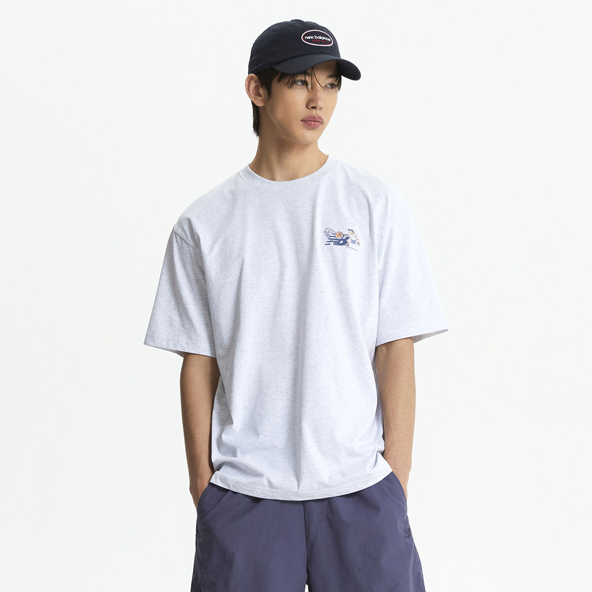 ★★New Balance★★ NBNEF21543 UNI NB BOY Basketball Letteri NBNEF21543 / UNI NB BOY 바스켓볼 레터링 반팔티 (L/GRAY