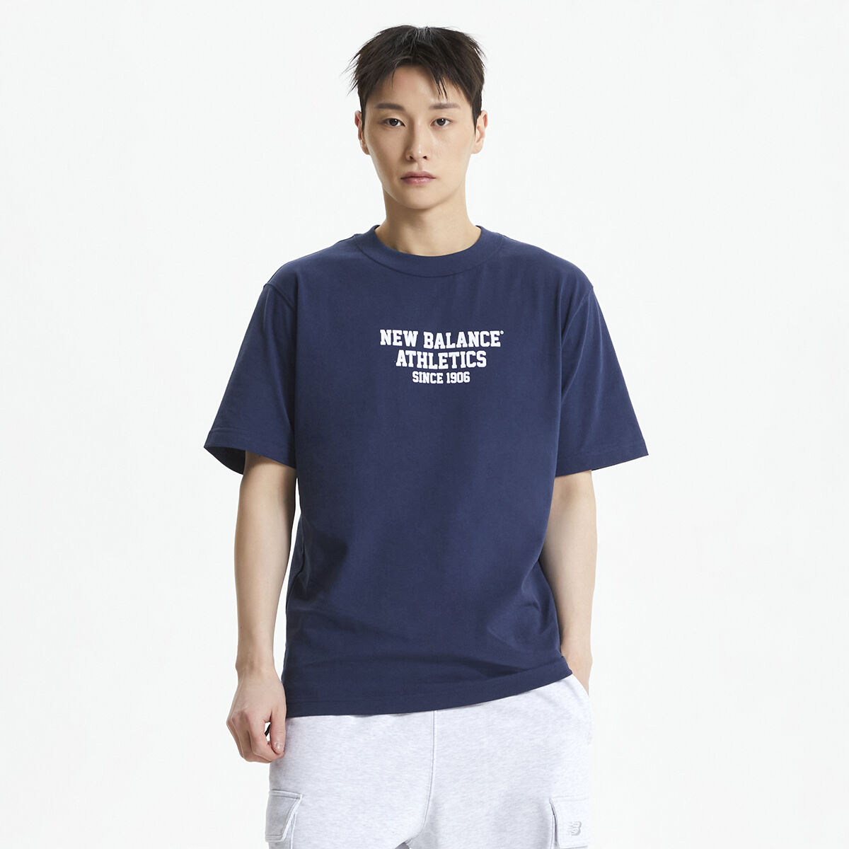★New Balance★ NBNEF22431 UNI ATHLETICS Lettering Short Sle 14978797-2245101454408994.jpg