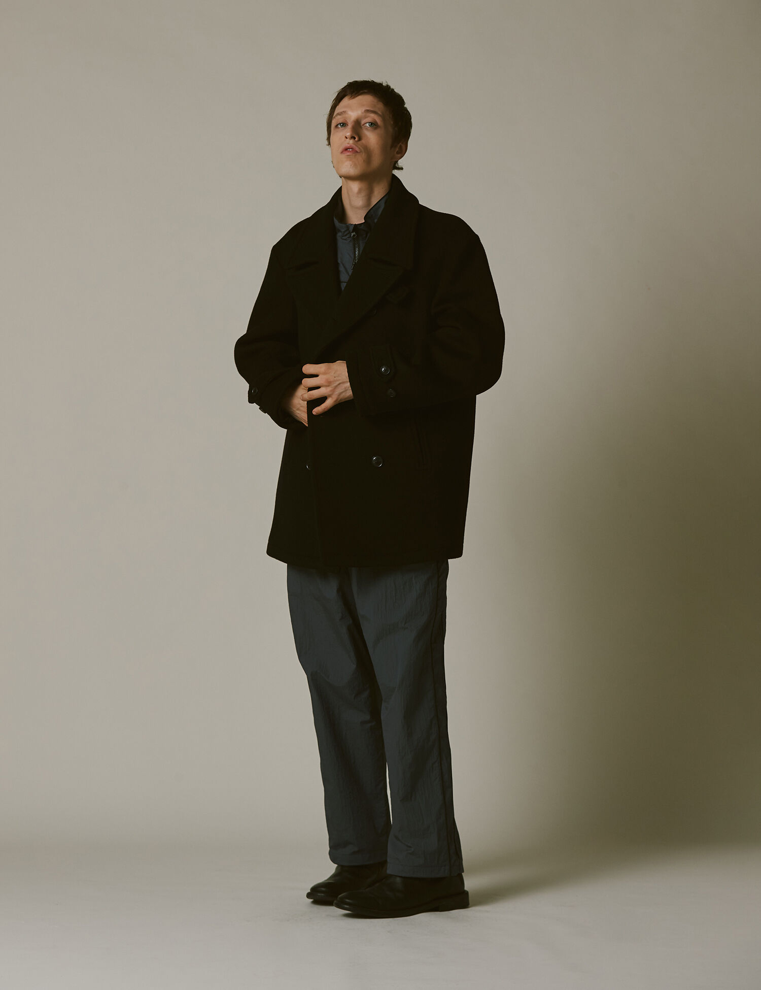 ダブルブレストミッドウールコートブラック