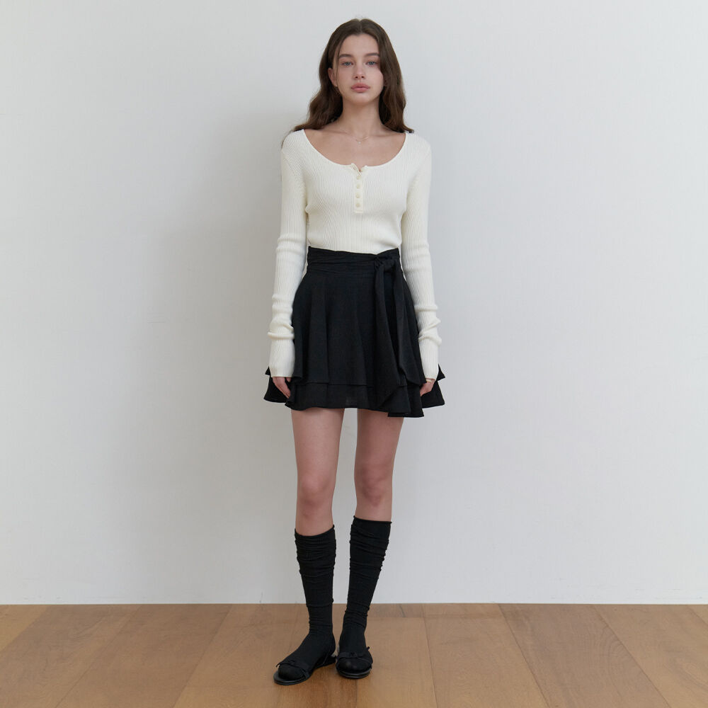 Bell mini skirt (2color) - 감도 깊은 취향 셀렉트샵 29CM