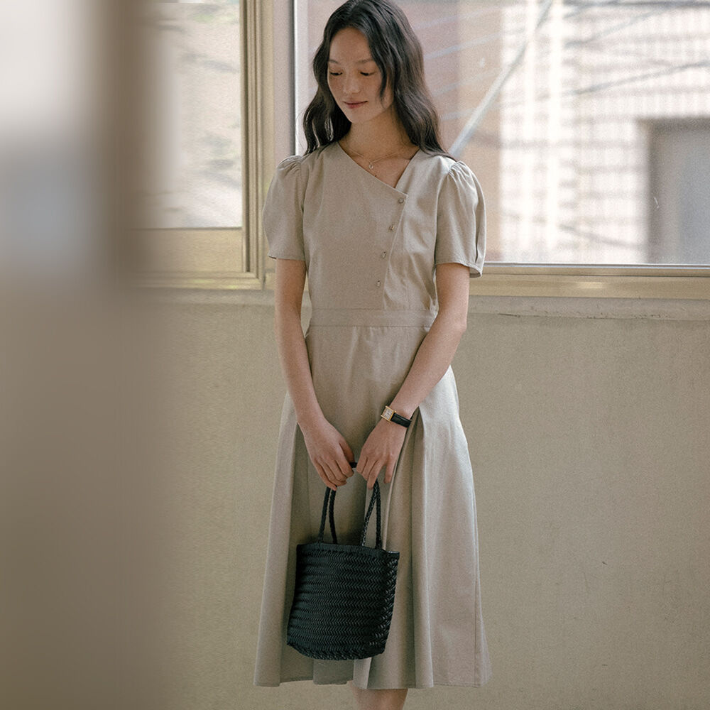 ワンピース ETMON Cutout Ribbon Mini Dress, Beige Cutout Ribbon Mini Dress, Beige - 감도 깊은 취향 셀렉트샵 29CM