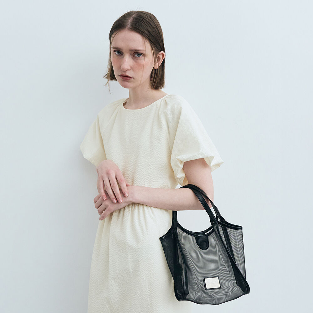 夏新作【MARITHE】CLASSIC LOGO SHEER MESH TOTE BAG CLASSIC LOGO SHEER MESH TOTE BAG silver - MARITHE FRANCOIS