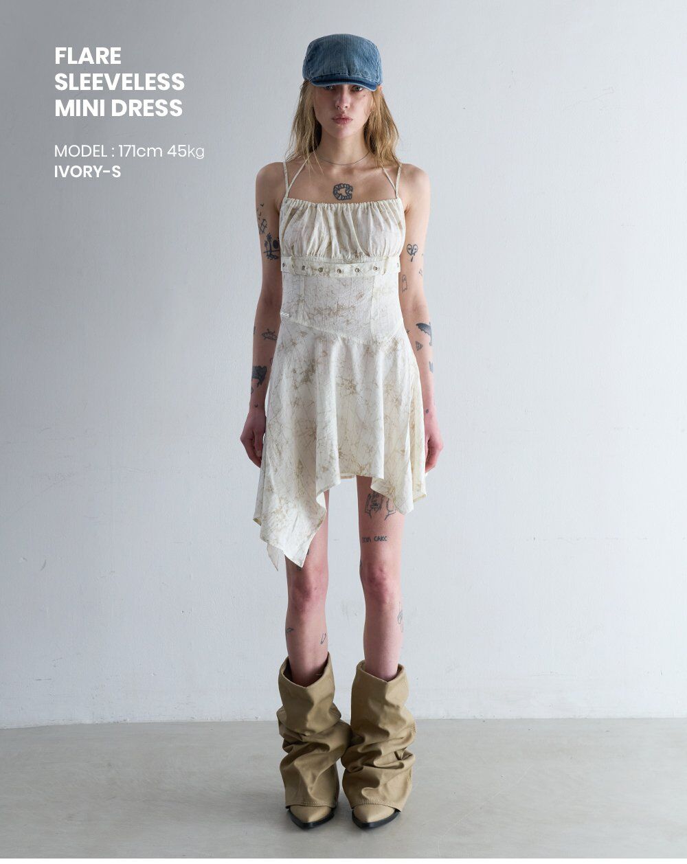 韓国人気【ORDINARY HOLIDAY】FLARE MINI DRESS グレー 오디너리홀리데이(ORDINARY HOLIDAY) FLARE SLEEVELESS MINI