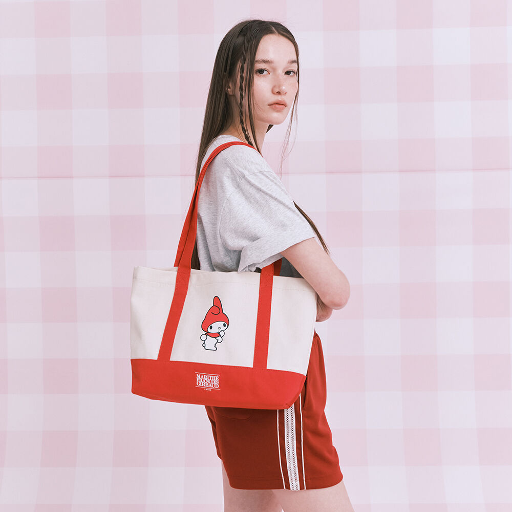 ショルダーバッグ・ポシェット MARITHE X MY MELODY CLASSIC LOGO CANVAS SHOULDER BAG MARITHE X MY MELODY CLASSIC LOGO CANVAS SHOULDER BAG navy