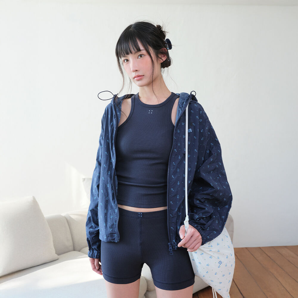 【GROVE】 GRVB_FLOWER ANORAK JUMPER / 追跡付 Bloom Anorak in Poppy Purple – SVRN
