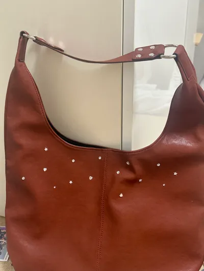medium slash hobo bag (brick) - 감도 깊은 취향 셀렉트샵 29CM