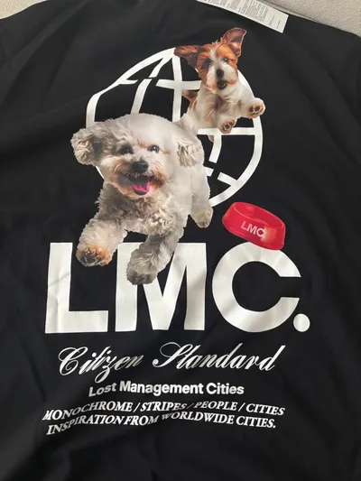 ★LMC★ FLYING PUPPY TEE white LMC Flying Puppy Tee | Loftygoods