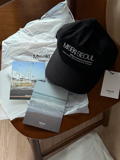 Misekiseoul logo ball cap BLACK - 감도 깊은 취향 셀렉트샵 29CM
