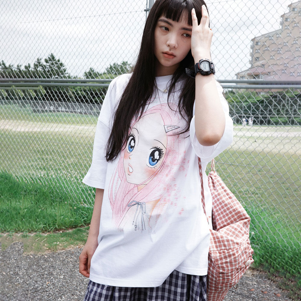 ★ WONDER VISITOR★ Pink HEESU One shoulder Tshirt White m1 Pink HEESU One shoulder T-shirt [White] - 감도 깊은 취향