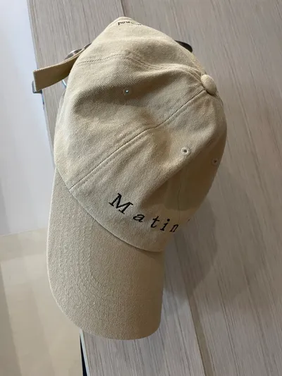 キャップ [MATINKIM]matin cotton washed ball cap in beige MATIN VOLUME LOGO BALL CAP IN BEIGE - MATINKIM