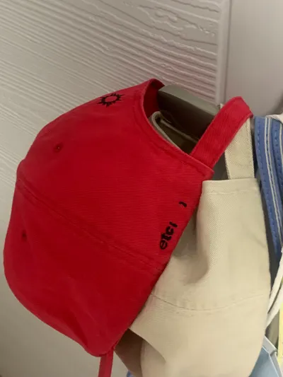 【HELLO SUNRISE】 HS x ETCblank Sunrise Dancing 6panel Cap HS x ETCblank Sunrise Dancing 6panel Cap_Cherry Red - 감도