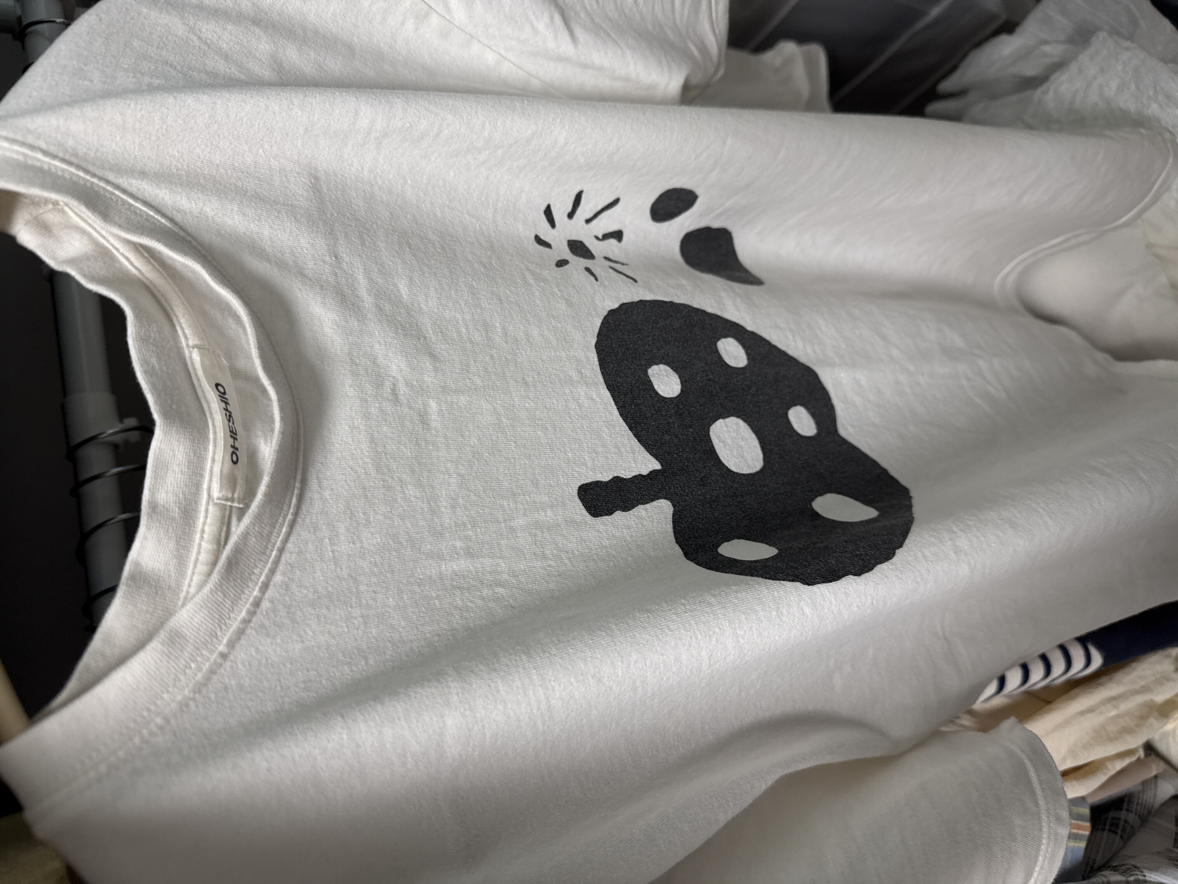 【OHESHIO】APPLE DOT OVERFIT T-SHIRT オーバーフィットTシャツ 新品 韓国 OHESHIO APPLE DOT OVERFIT T-SHIRT人気 半袖