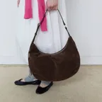 [29CM 단독] 필로우 푸퍼백 35 - 스웨이드 브라운