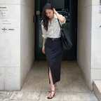 [혜임 Pick][골드라벨] 프론트 슬릿 H라인 롱 스커트_SWWSKQ33010