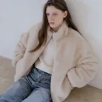[29CM 단독]Fur reversible jumper [TIWT04JP01]_Cream